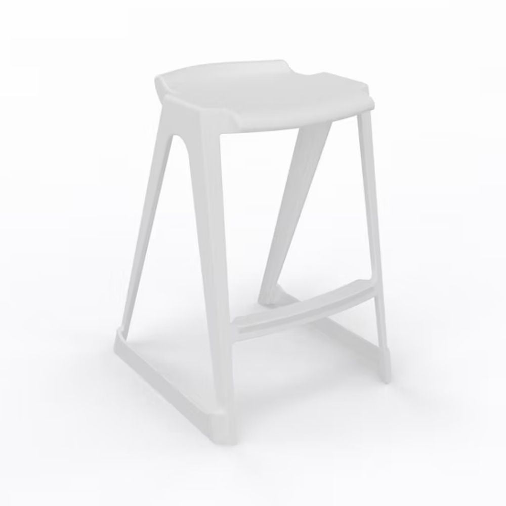A minimalist arctic-white polymer low back stool with a 610mm seat height, featuring integrated anti-tilt safety footing and a contoured lumbar ridge for modern science laboratories.